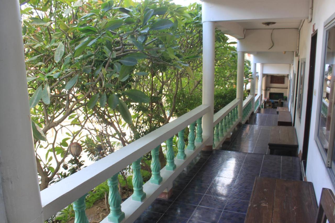 Baan Talay Guesthouse Haad Rin Exteriör bild